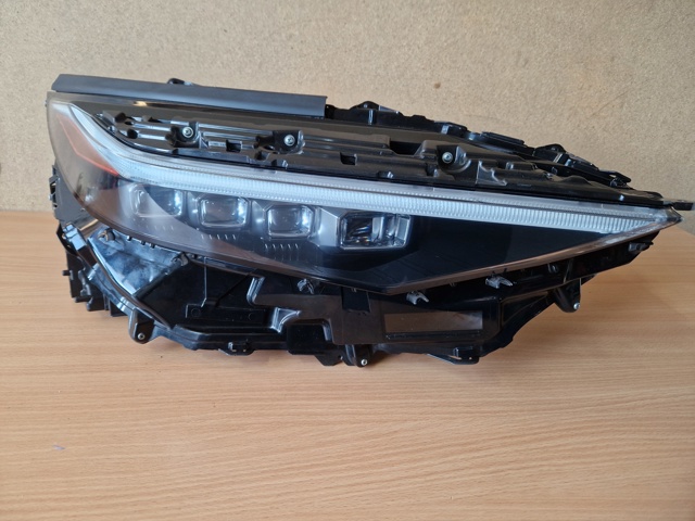 Фара основна права 8114542D10 TOYOTA