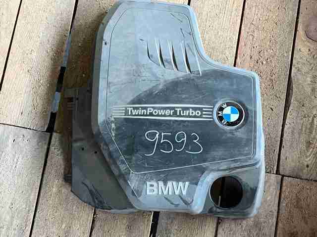 Кришка двигуна декоративна 11128610473 BMW