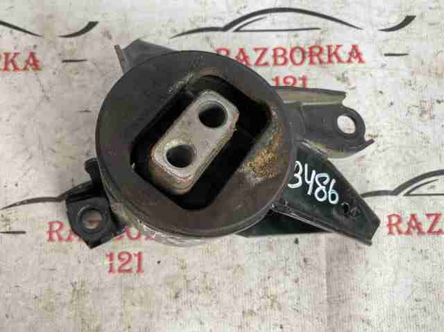 Подушка (опора) двигуна, ліва 218302W000 HYUNDAI