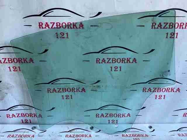 Скло задньої двері правої 23440656 GM