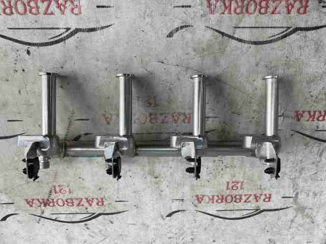Рампа форсунок системи упорскування палива 31478555 VOLVO