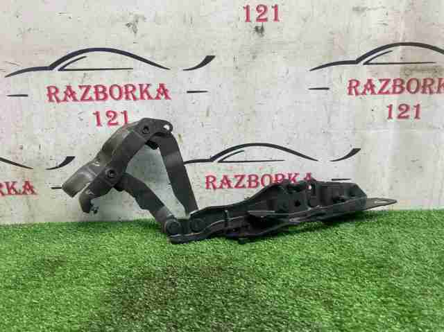 Шарнір капота правий 32277086 VOLVO