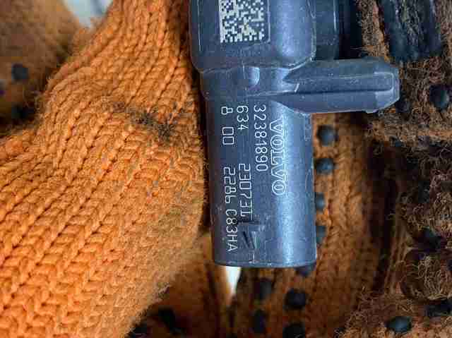 Датчик Ейрбег передній 32381890 VOLVO