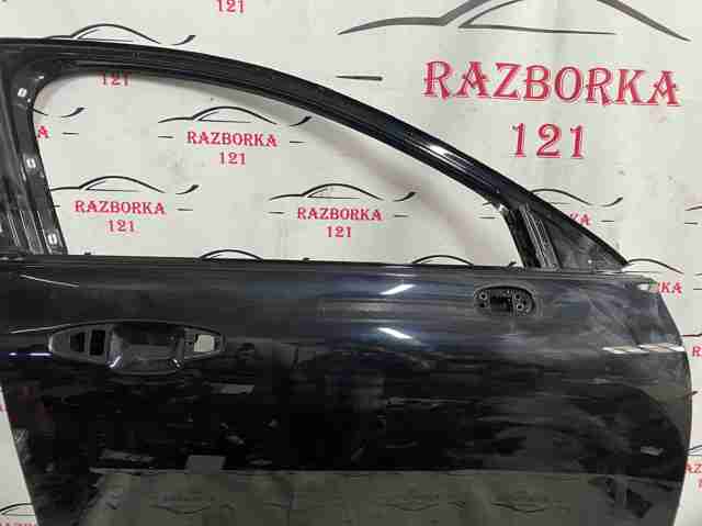 Пасажирські передні двері 32404341 VOLVO