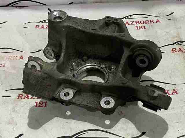 Цапфа поворотного кулака 33306866336 BMW