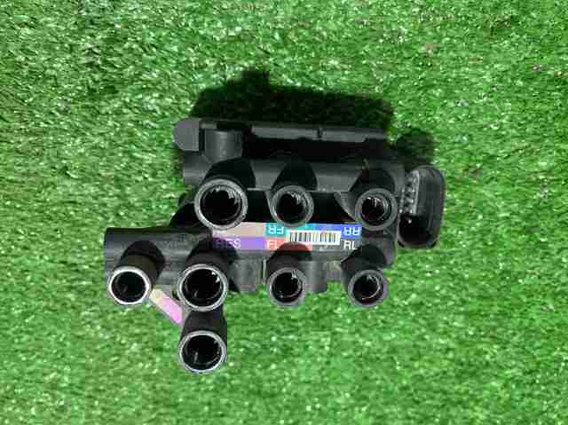 Блок шинних кранів 4M0616013A VAG