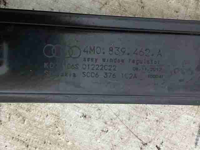 Склопідйомник задніх правих дверей 4M0839462A VAG