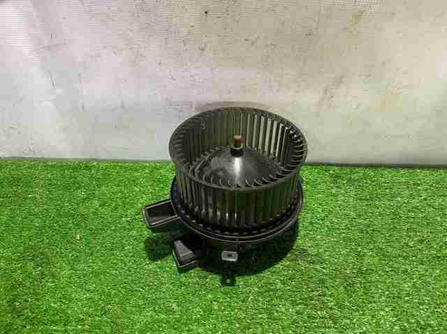 Електромотор пічки 4M1820021C VAG