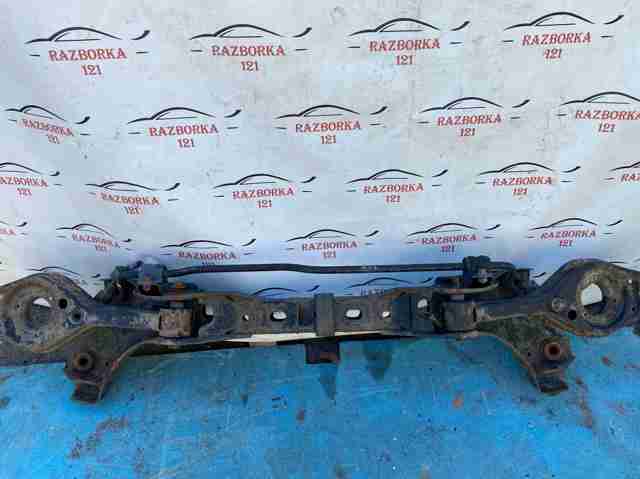 Балка задньої підвіски поперечна 554053V150 HYUNDAI