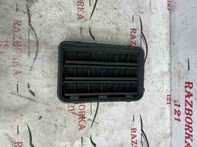 Решітка вентиляційна задня 64226962293 BMW