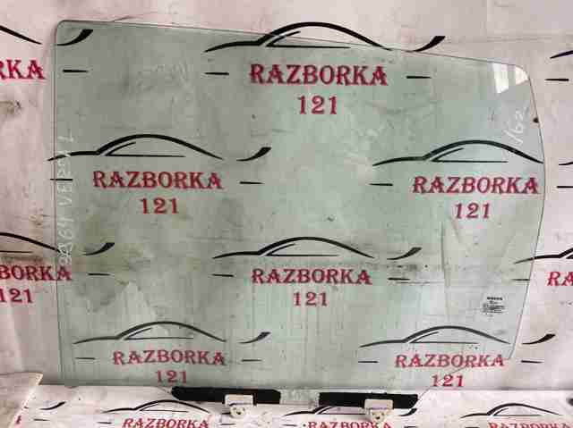 Скло задньої двері лівої 823013WC0A NISSAN