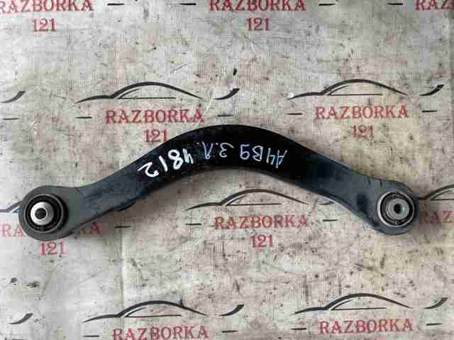 Важіль задньої підвіски верхній, лівий 8W0505397F VAG