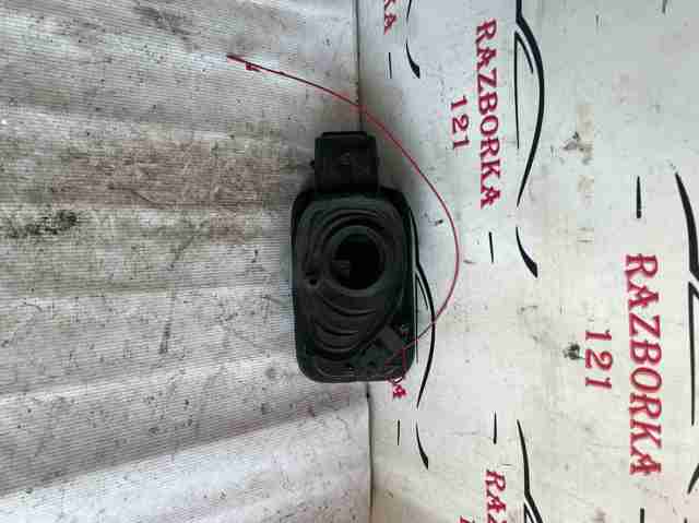 Заливна горловина бензобака 8W0809906 VAG