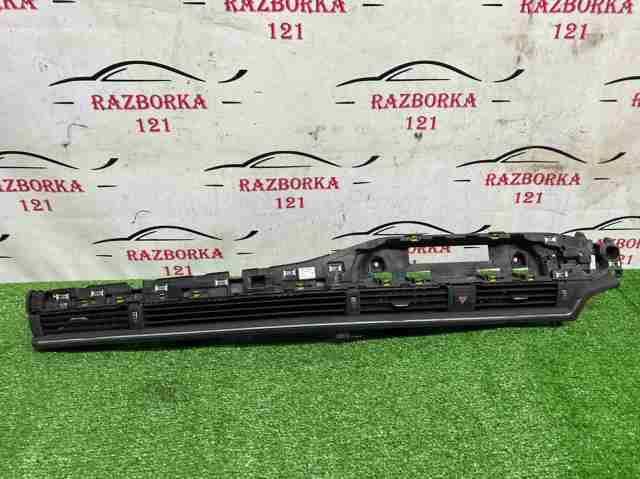 Решітка повітропровода 8W1820902E VAG