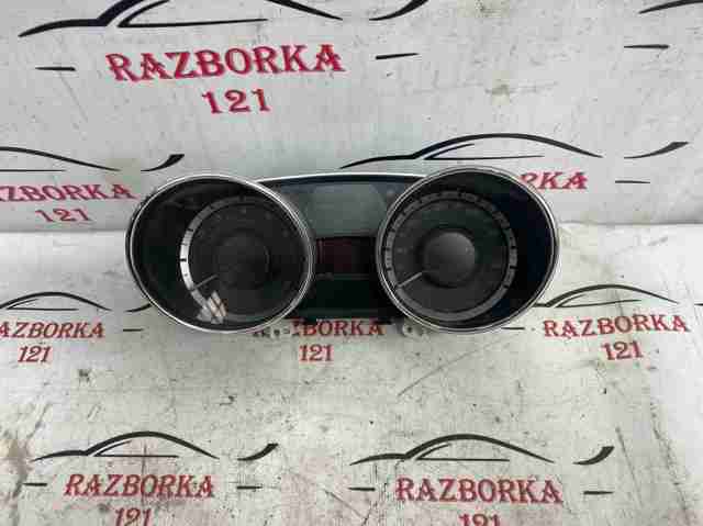 Панель приладів 940233S220 HYUNDAI