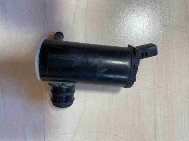 Помпа омивача скла заднього 985102S100 HYUNDAI