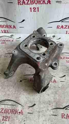 Кулак поворотний лівий DG9Z5B759A FORD