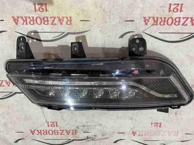 Туманка права DP5Z15A201B FORD