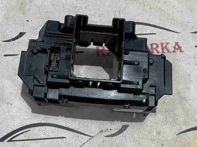 Перемикач підрульовий, центральна частина T4N3848 JAGUAR