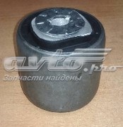 Правий важіль передній нижній підвіски 4670508AF REINHOCH
