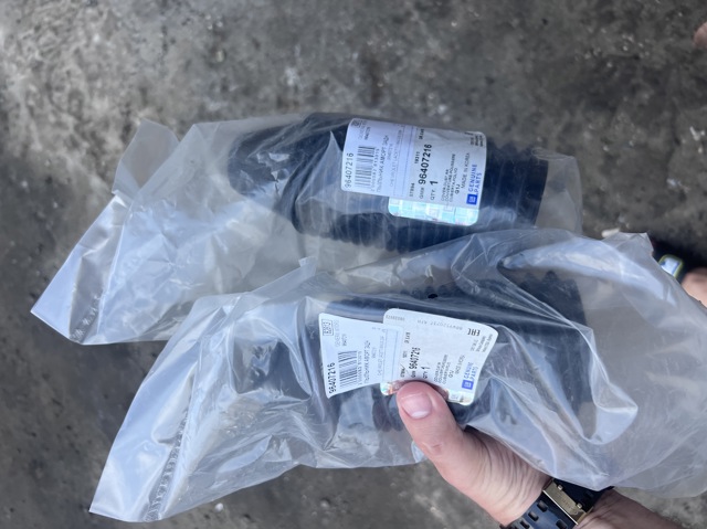Пильник заднього амортизатора 96407216 GM