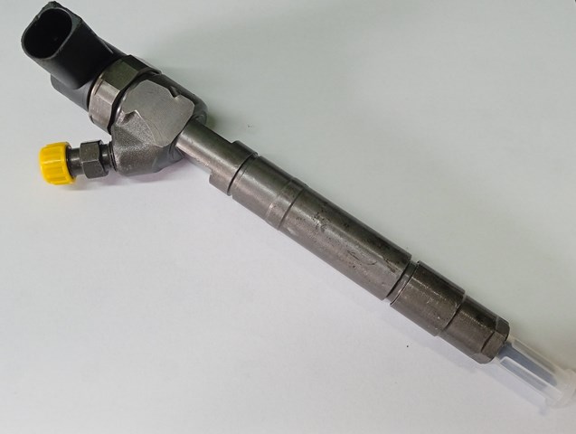 Форсунки електромагнітні 0445110121 BOSCH