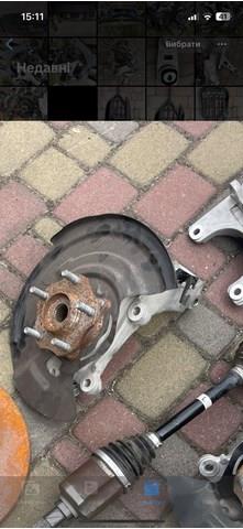 Цапфа передня ліва 3870A225 MITSUBISHI