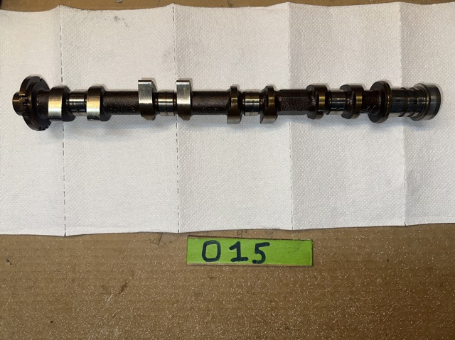 Шток двигуна, впускний 13001BX010 NISSAN