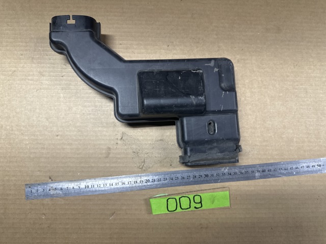 Патрубок повітряний, вхід в резонатор 165784BA1A NISSAN
