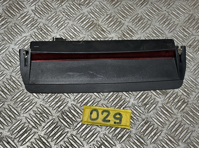 Додаткові задні стопи 1K5945097B VAG