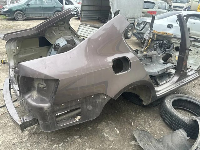 Крило заднє праве 5E5809602D VAG