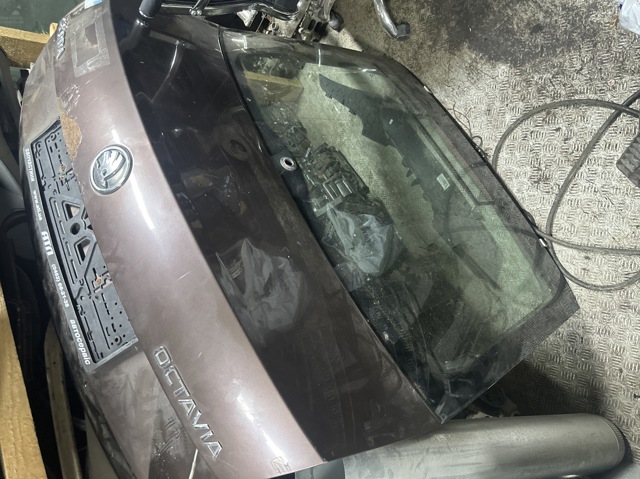 Кришка багажника кузова 5E5827023F VAG