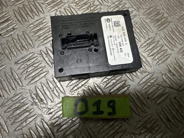 Модуль управління (ЕБУ) іммобілайзера 5Q0959435A VAG