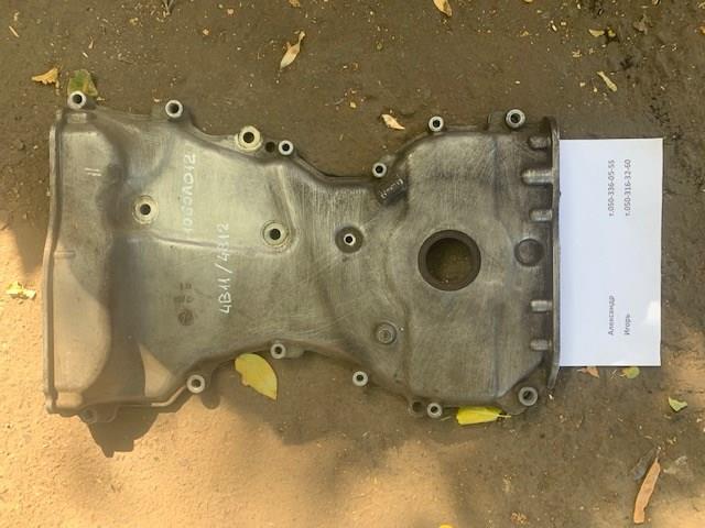 Кришка мотора передня 1060A012 MITSUBISHI