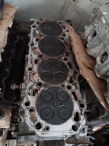 ГБЦ  двигуна 11039VC101 NISSAN