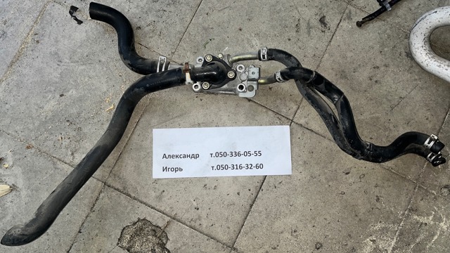 Корпус термостата 11061AU300 NISSAN