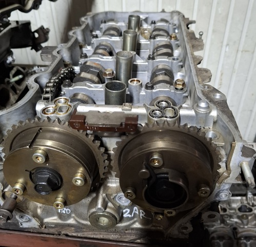 ГБЦ  двигуна 1110139776 TOYOTA