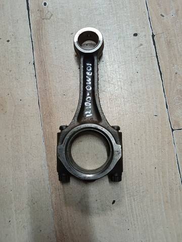 Шатун поршня ДВЗ 121000W801 NISSAN