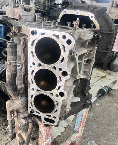 Піддон двигуна 121020A010 TOYOTA