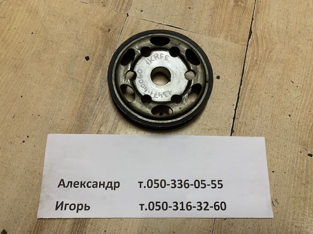 Шків колінчастого вала 1347140060 TOYOTA