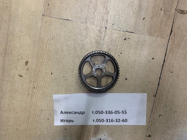 Зірка-шестерня приводу розподілвала двигуна 1352320020 TOYOTA