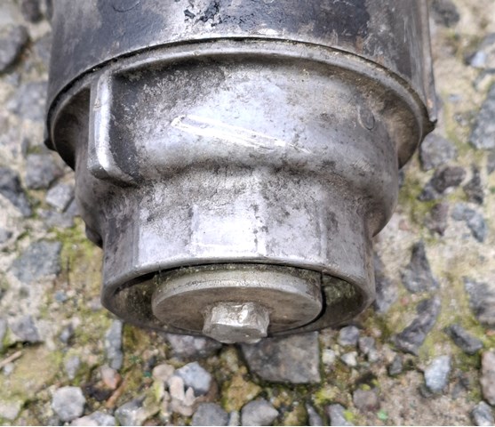 Кришка масляного фільтра 156200R010 TOYOTA