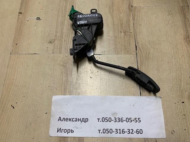 Педаль газу (акселератора) Міцубісі Паджеро 4 LONG