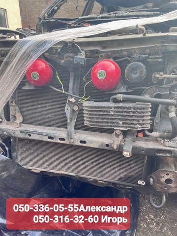 Радіатор основний 1640031351 TOYOTA