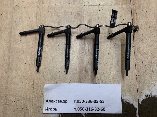 Форсунка інжектора 16600VG226 NISSAN