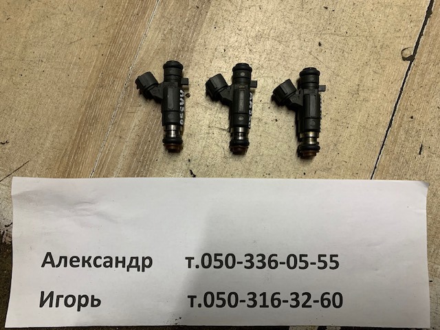 Форсунка паливна Subaru Impreza 2