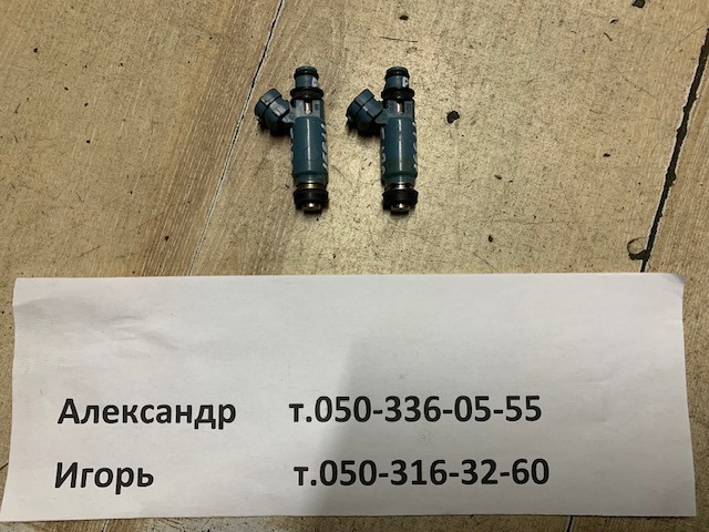 Форсунка вприску палива 16611AA521 SUBARU