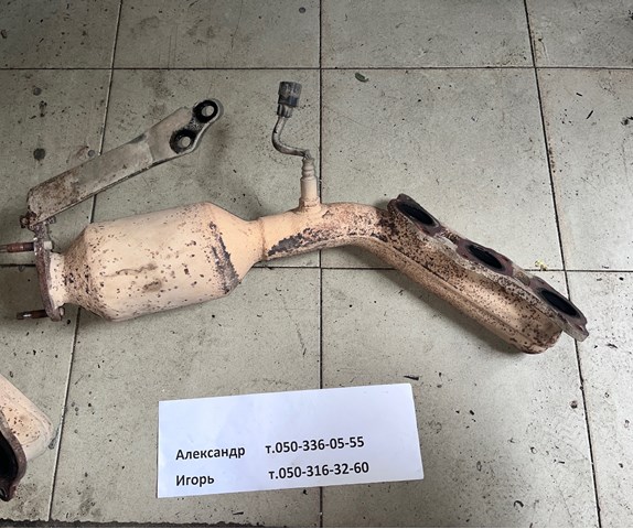 Колектор випускний, лівий 1715031011 TOYOTA