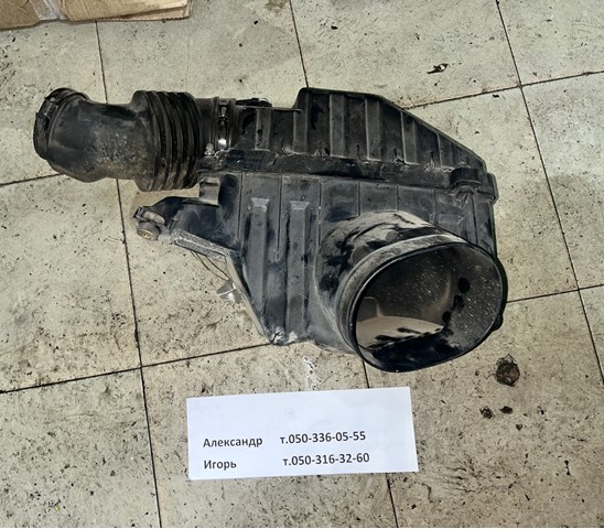Корпус повітряного фільтра, верхня частина 17211RYEA00 HONDA
