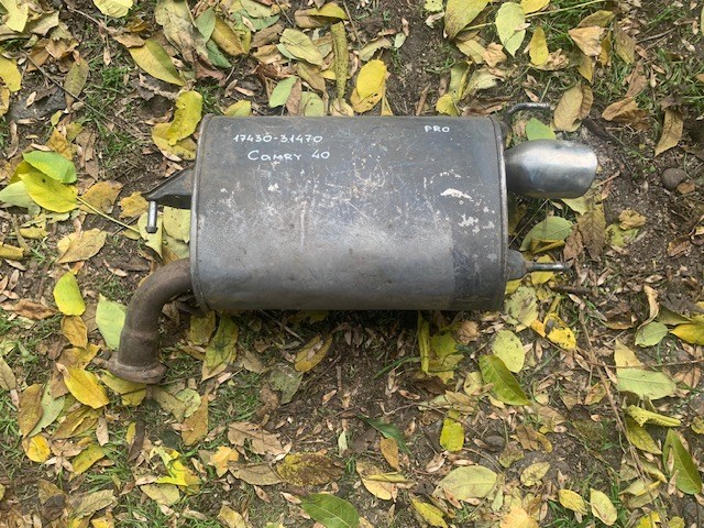 Глушник задній 1743031470 TOYOTA
